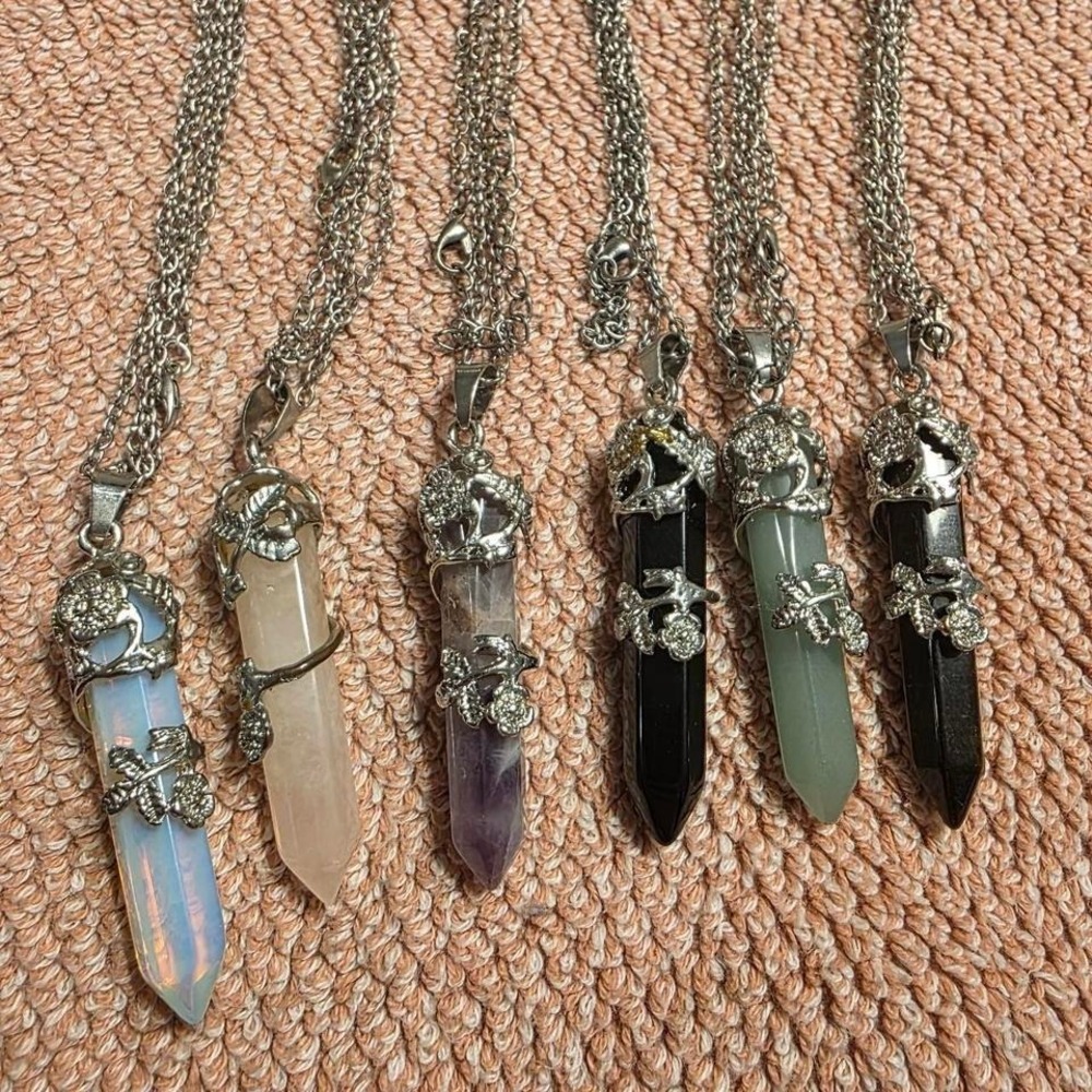 Mixed lot of crystal point pendant necklaces